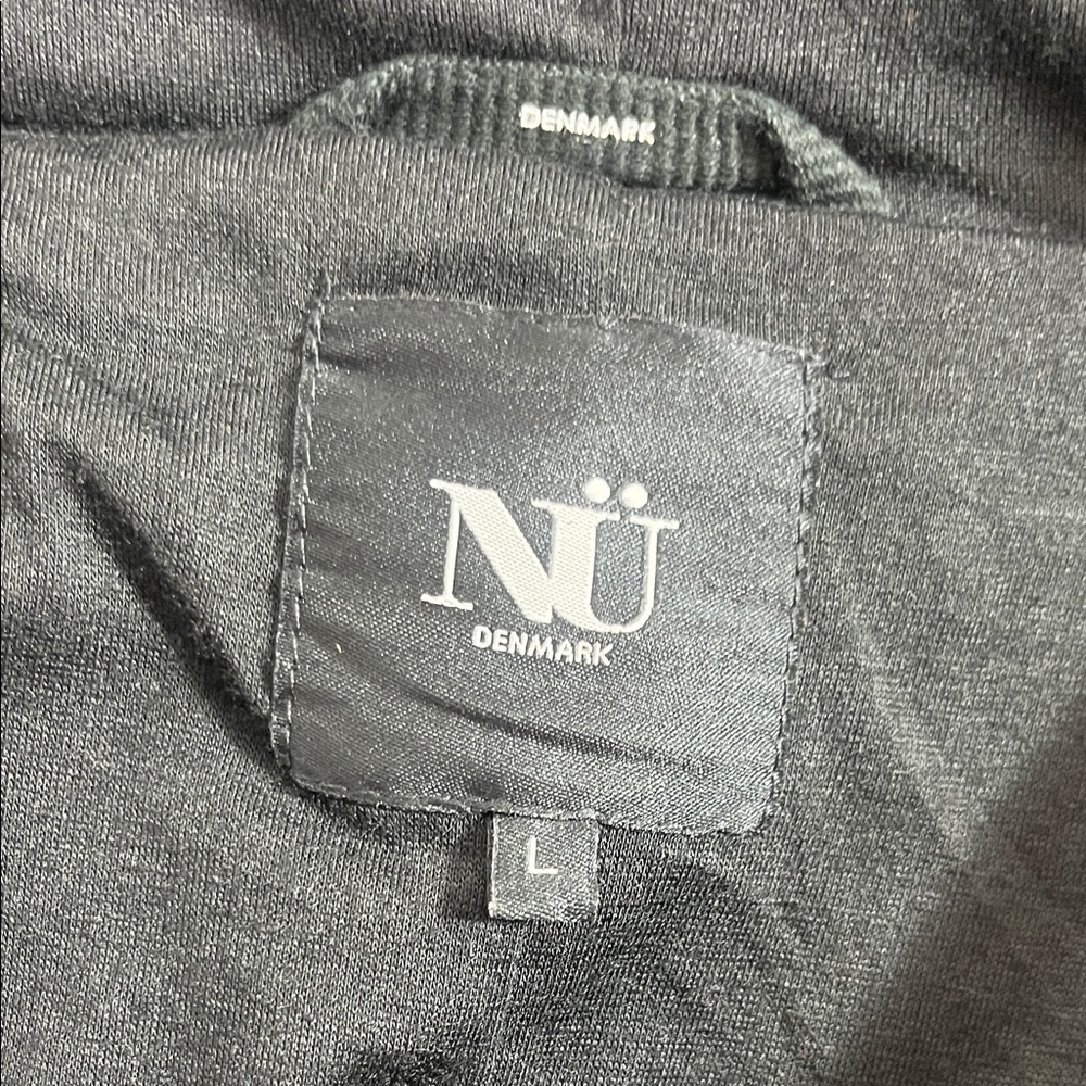 NÜ Denmark Black Jacket - image 14